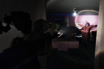 48d2da confrontation
